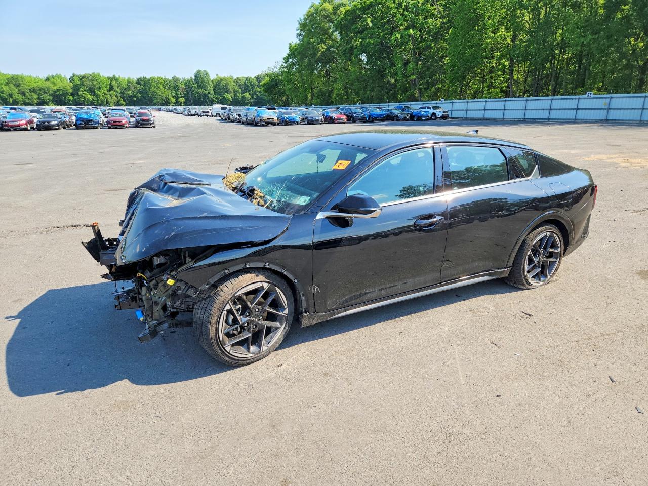 Salvage Kia K4 Image