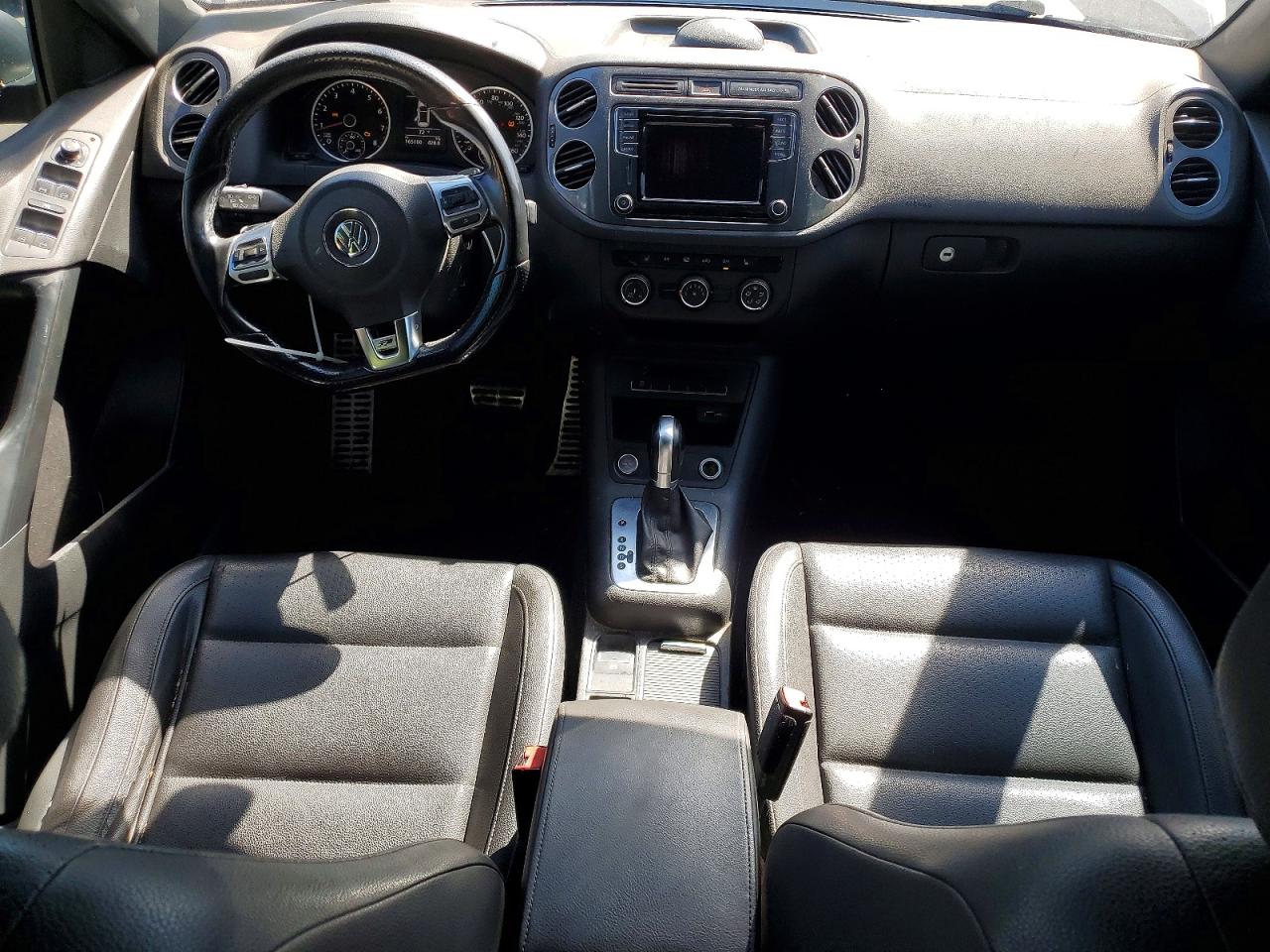 Volkswagen Tiguan S