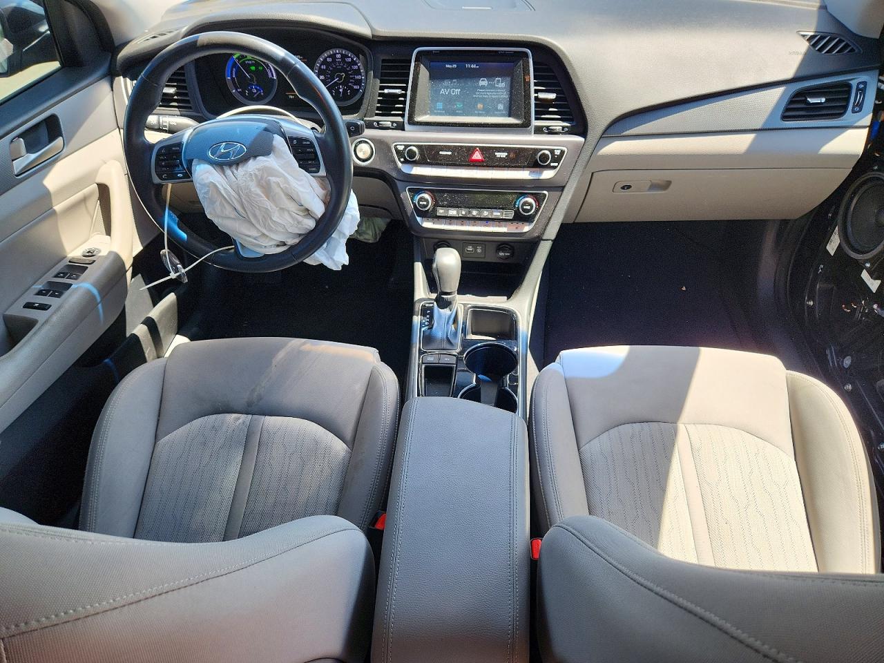 Hyundai SONATA Plug-in Hybrid