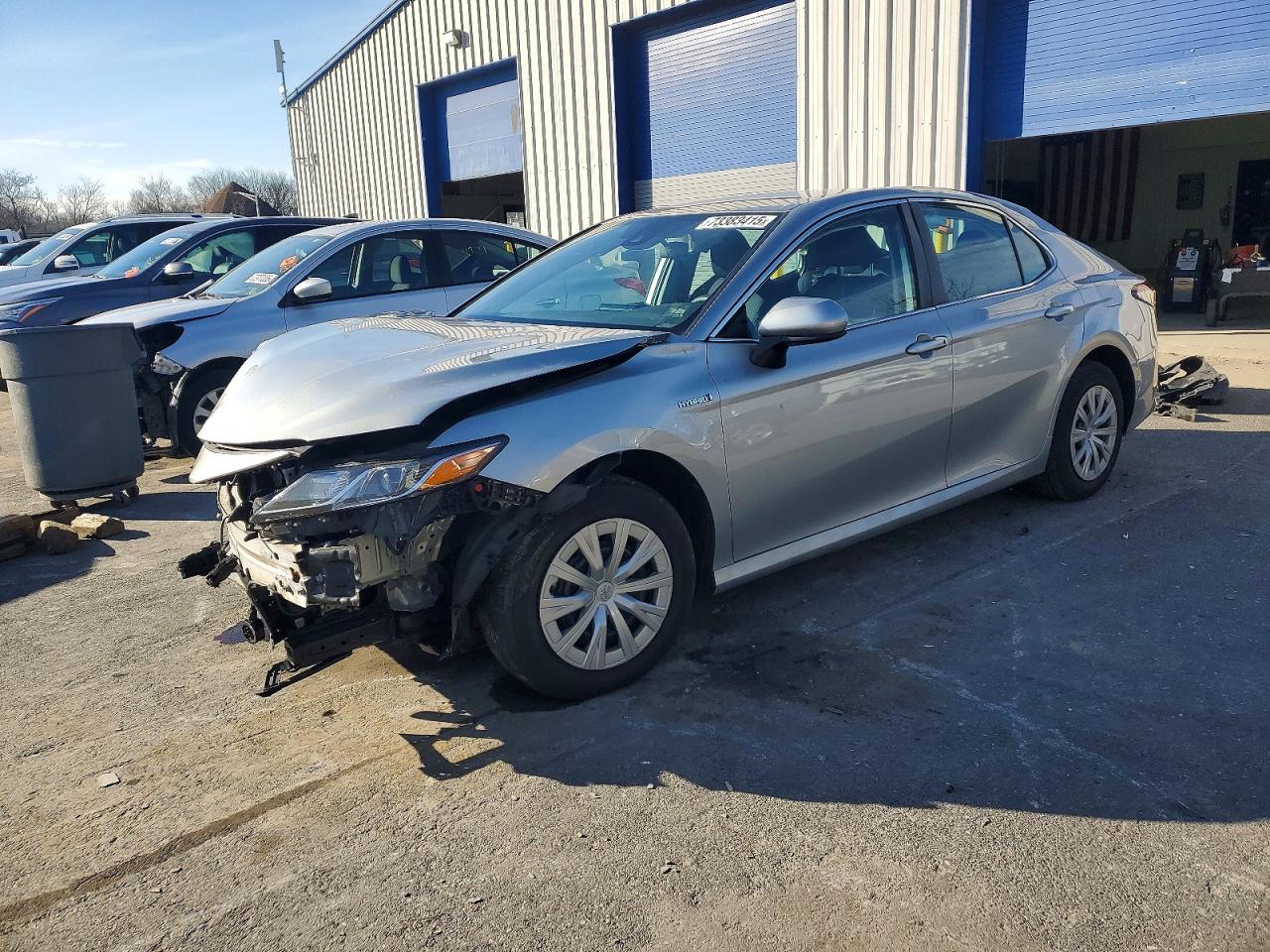 Salvage Toyota Camry Image