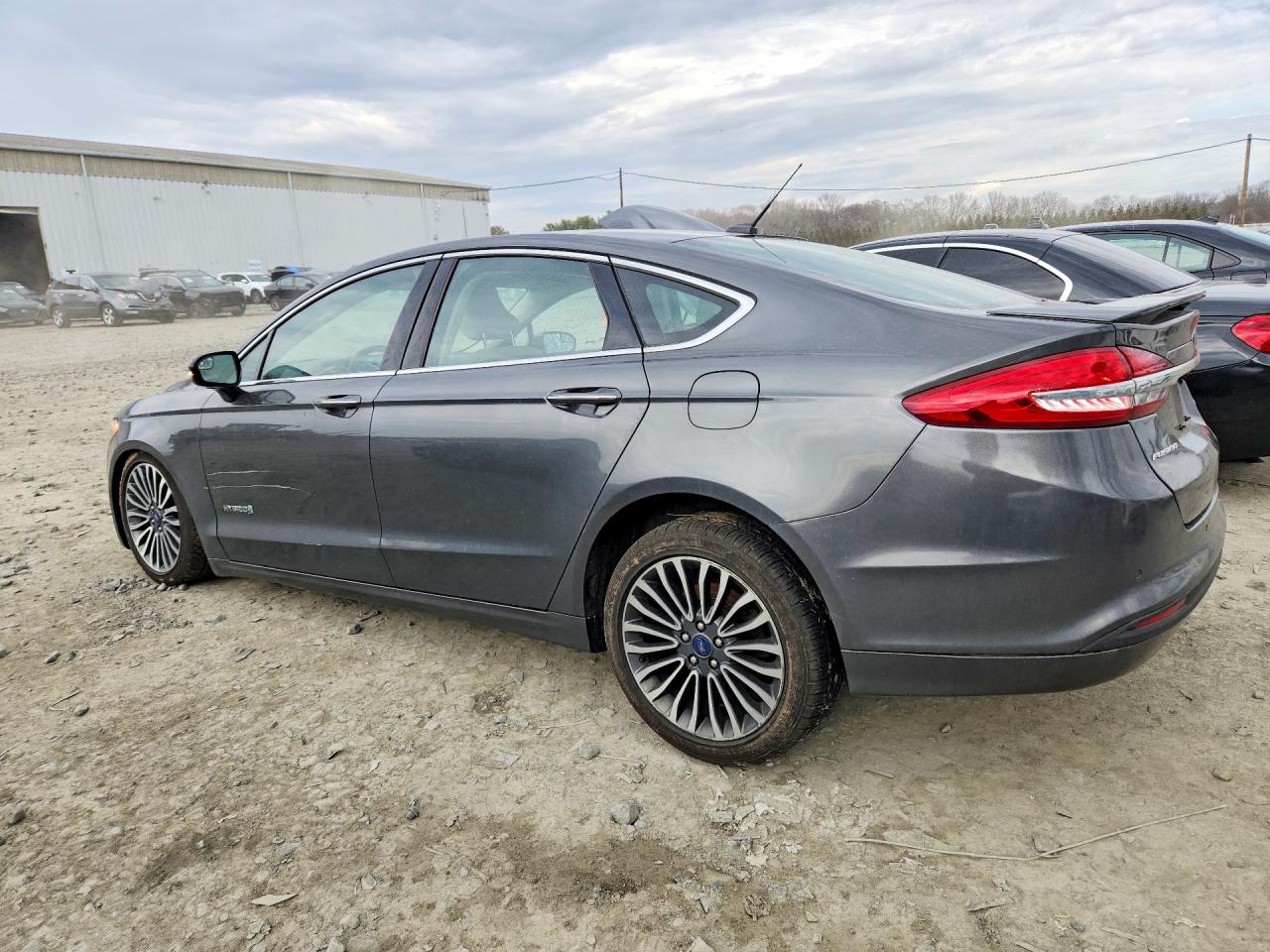 Ford Fusion Titanium Hev