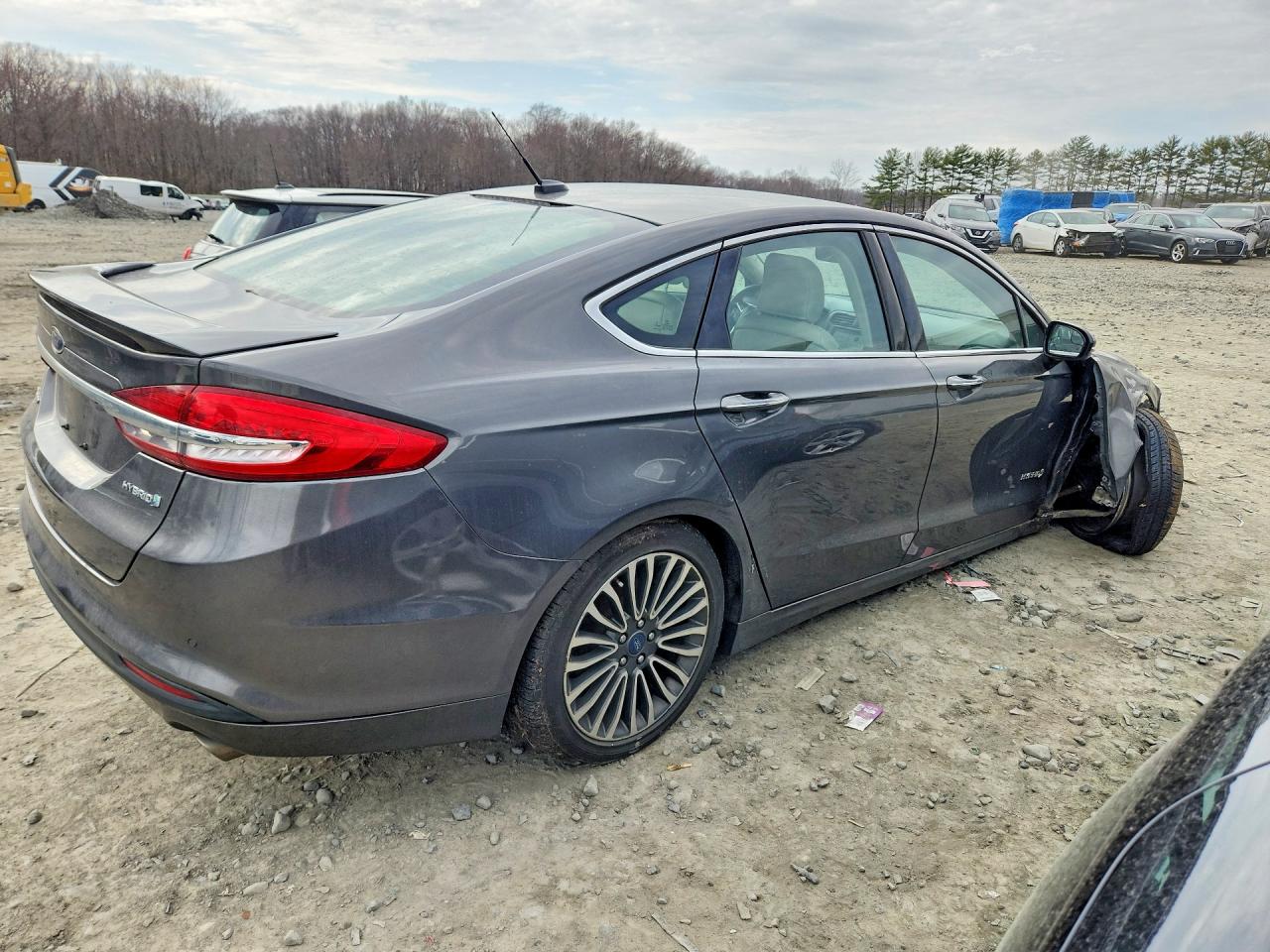 Ford Fusion Titanium Hev
