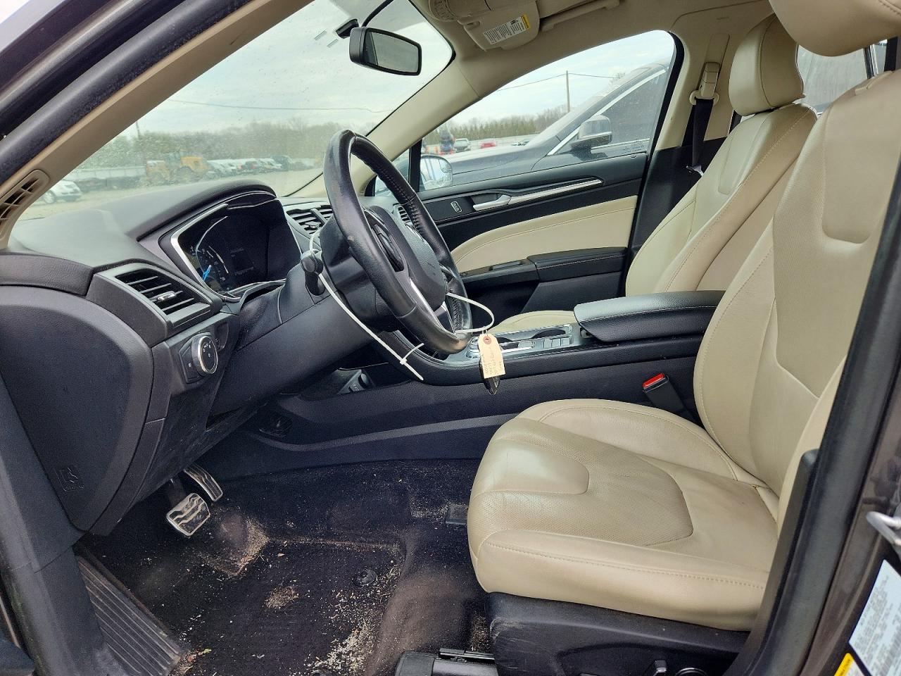 Ford Fusion Titanium Hev