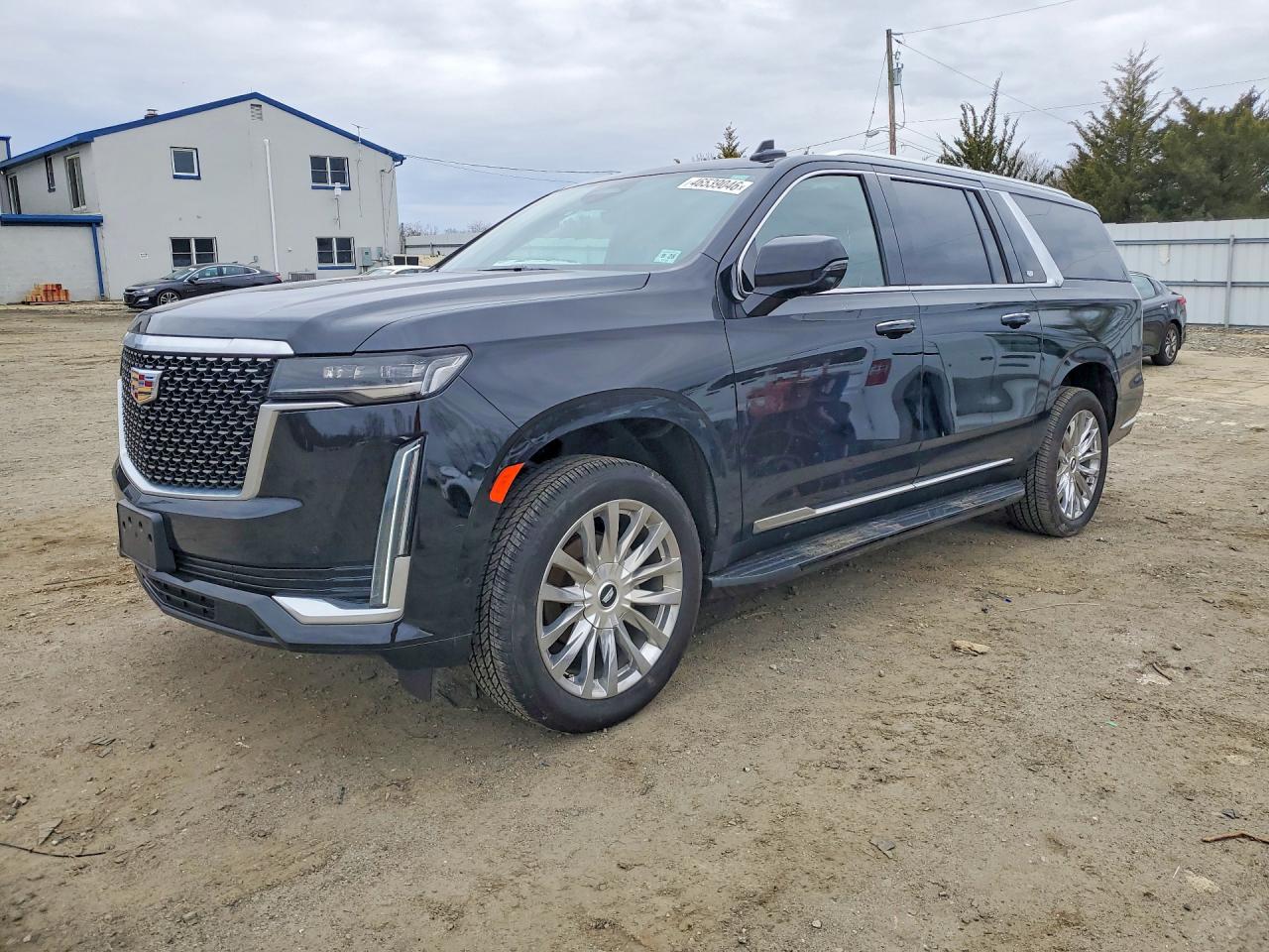 Salvage Cadillac Escalade Image