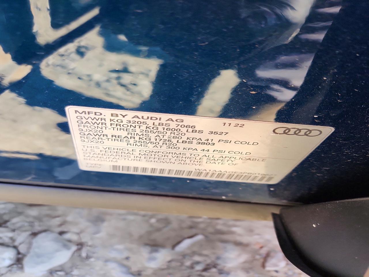 Audi e-tron Premium
