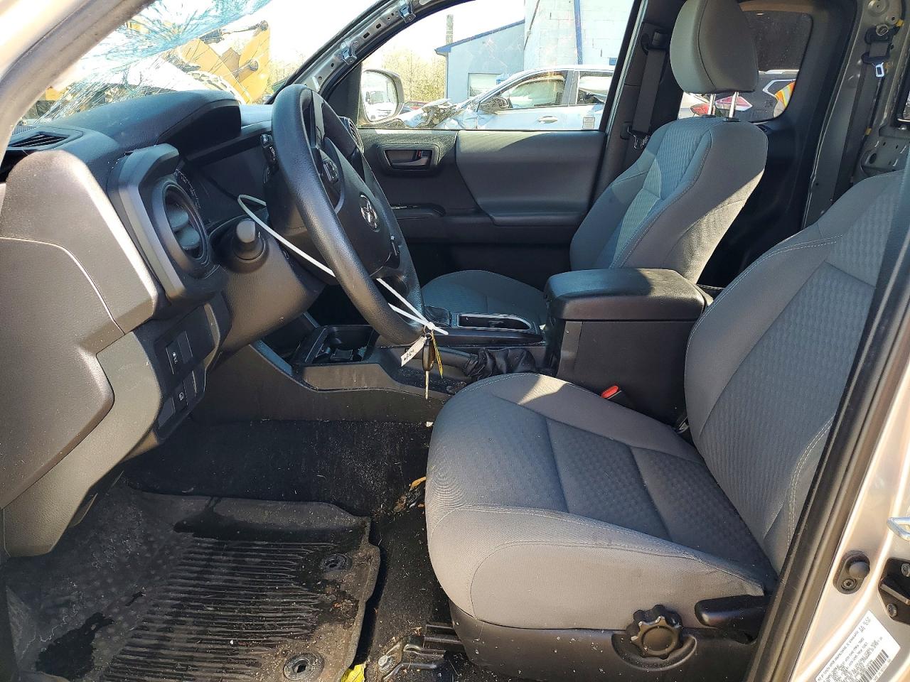 Toyota Tacoma Sr V6