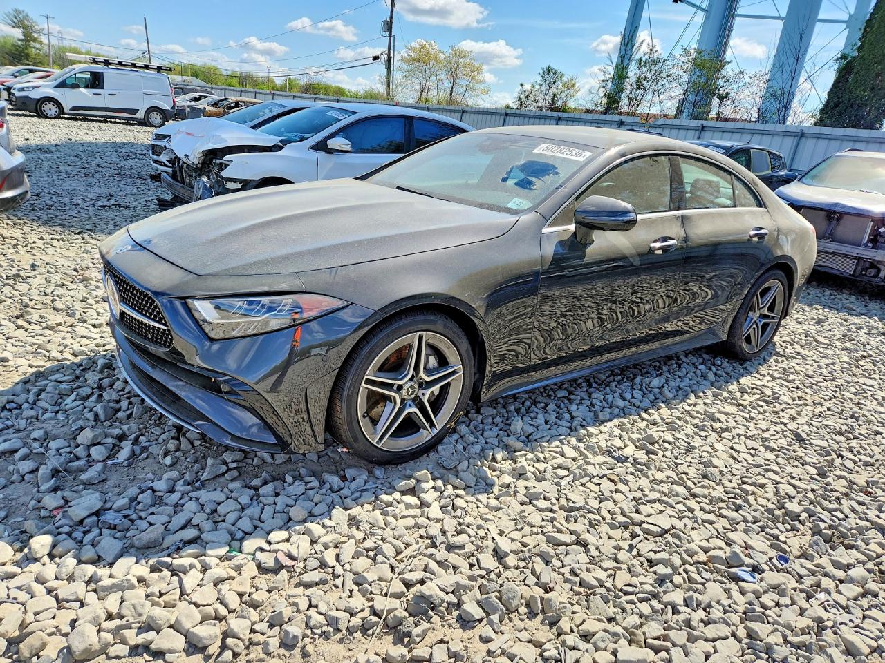 Salvage Mercedes-Benz C-Class Image