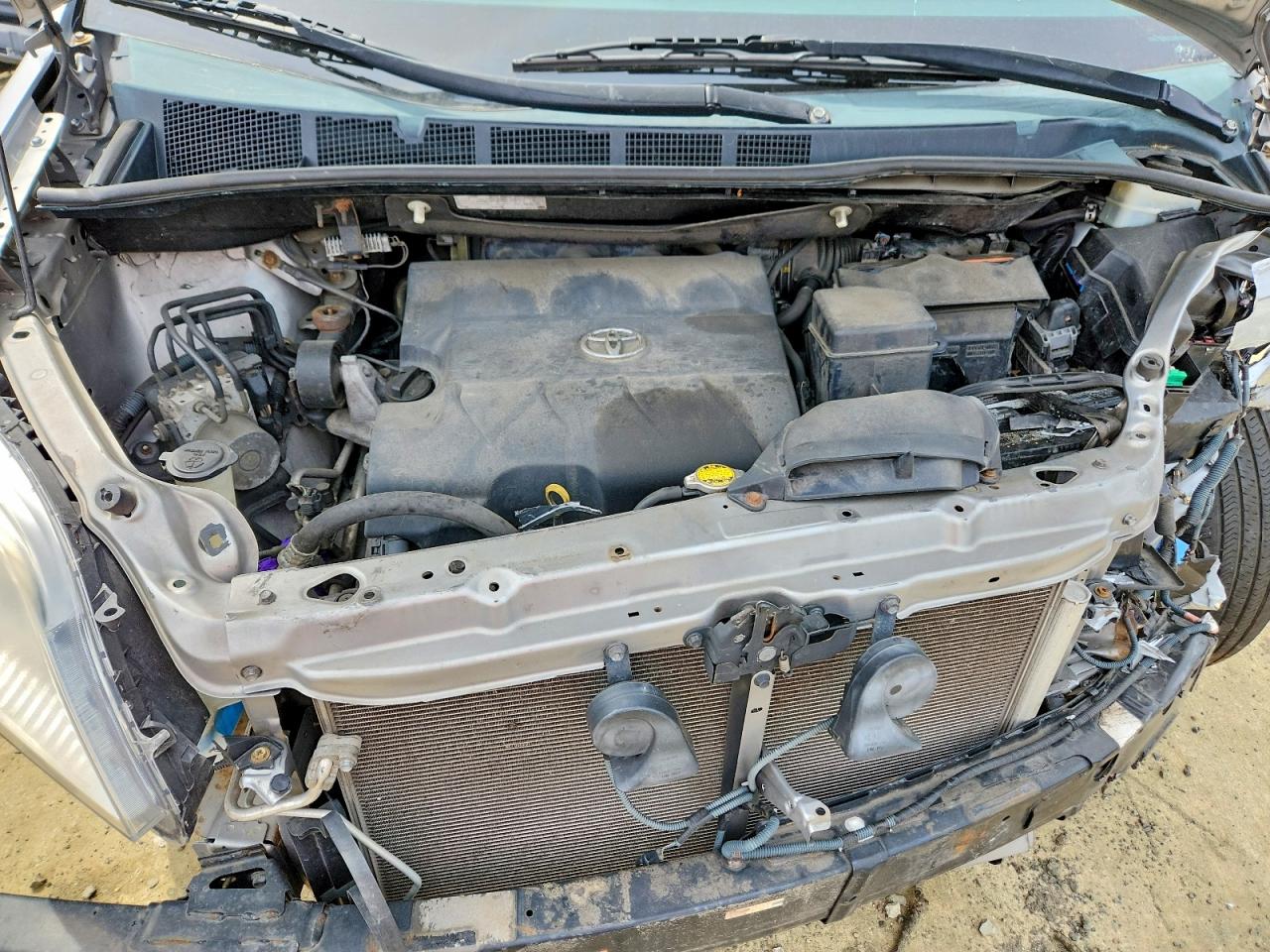 Toyota Sienna Le