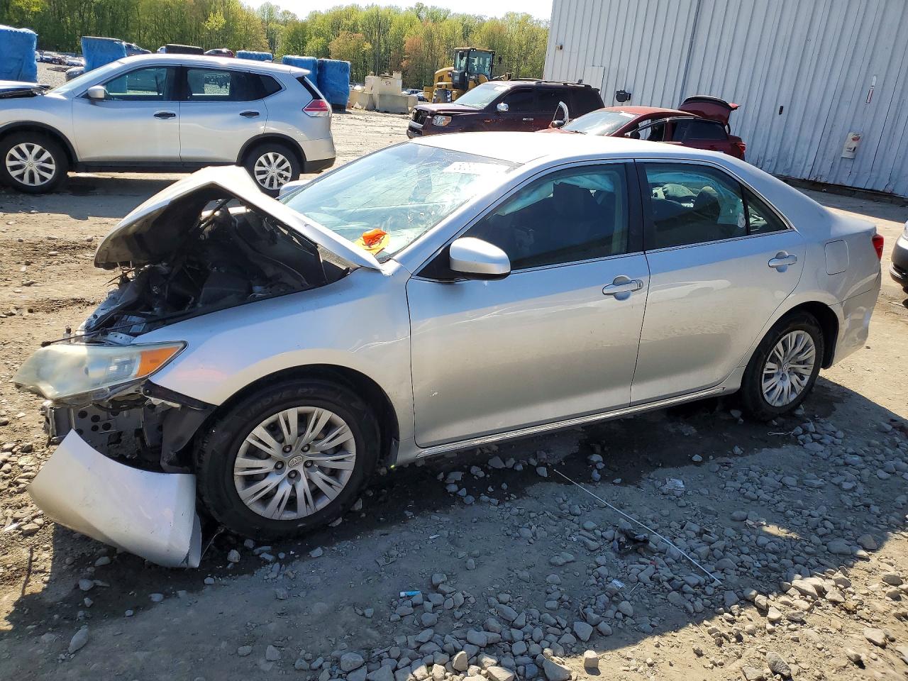 Salvage Toyota Camry Image