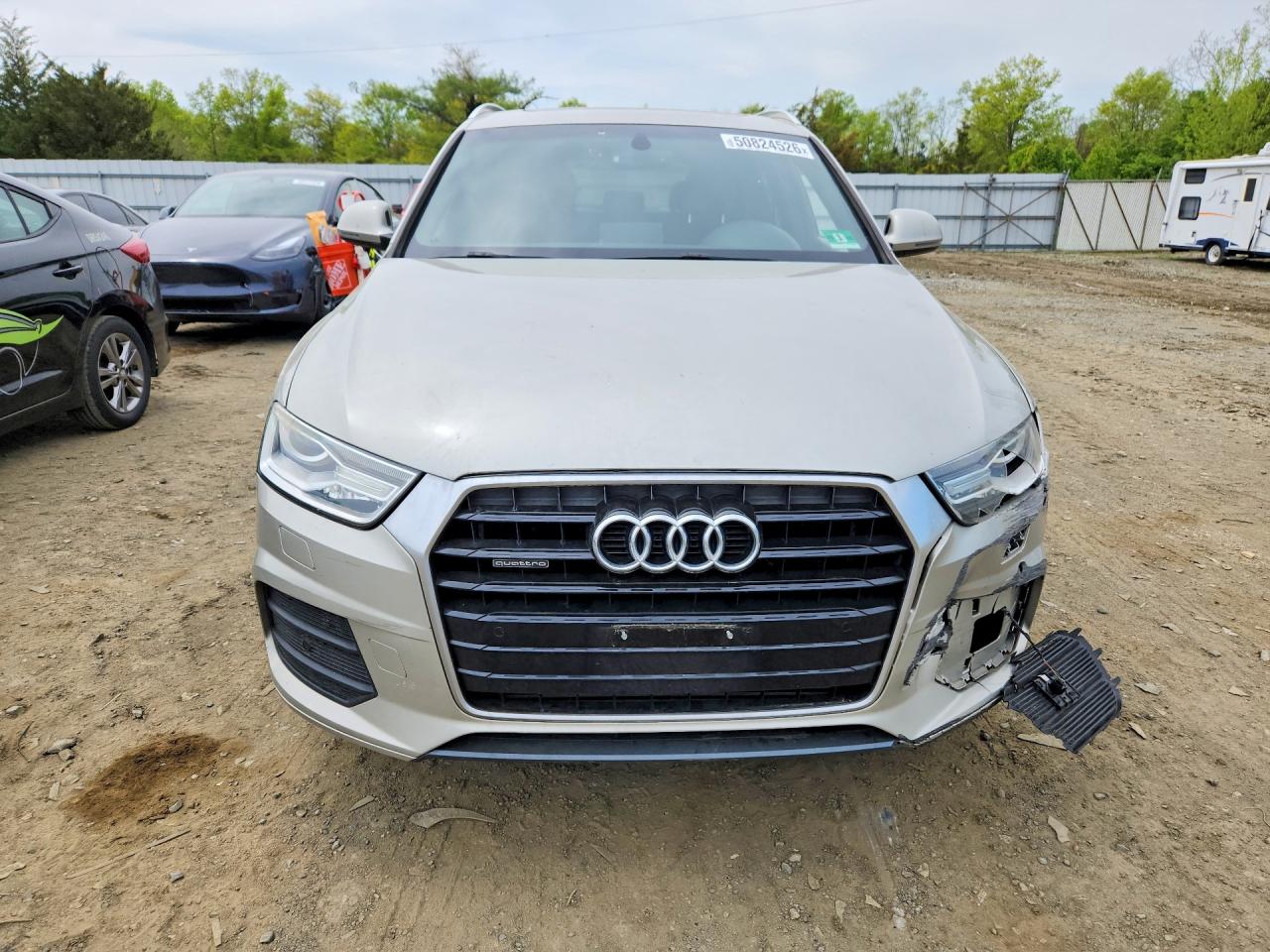 Audi Q3 Premium Plus