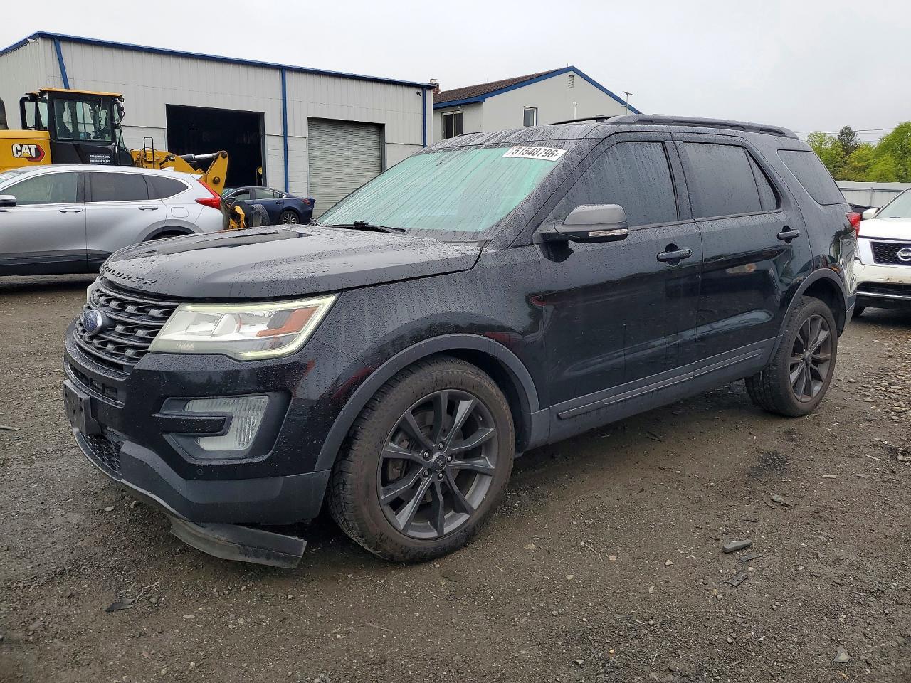 Salvage Ford Explorer Image