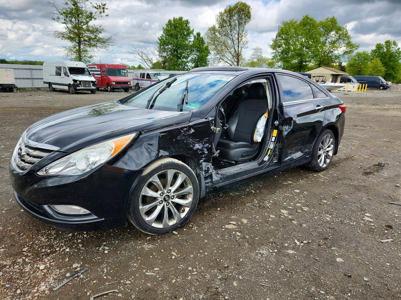 Salvage Hyundai SONATA Image
