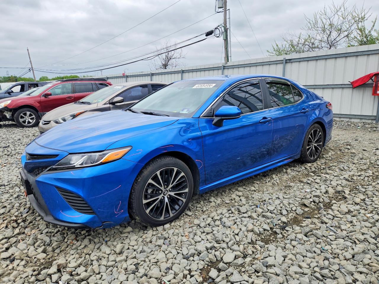 Salvage Toyota Camry Image