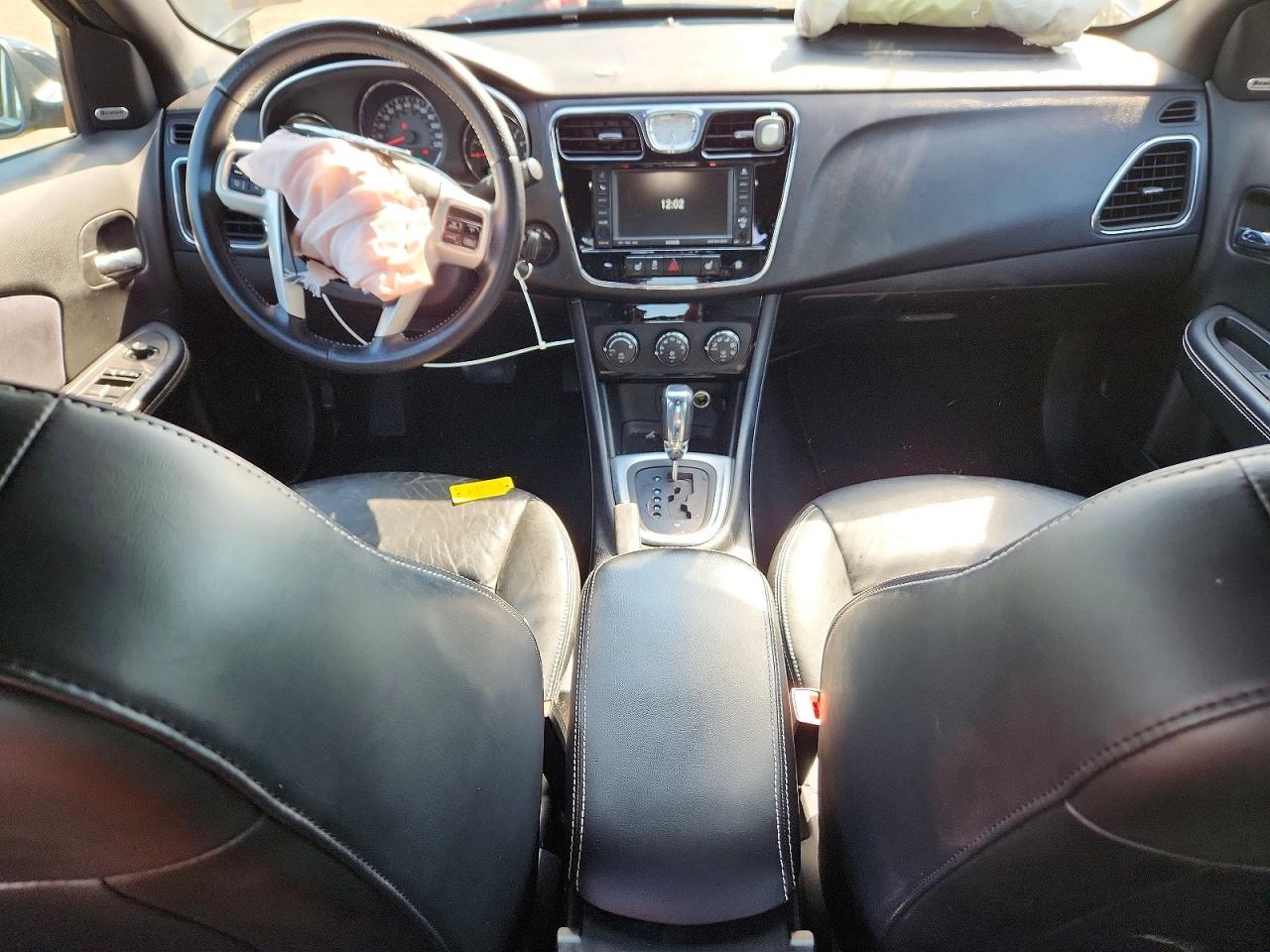 Chrysler 200 S