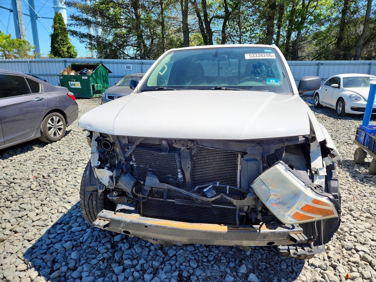 Nissan Frontier Sv V6