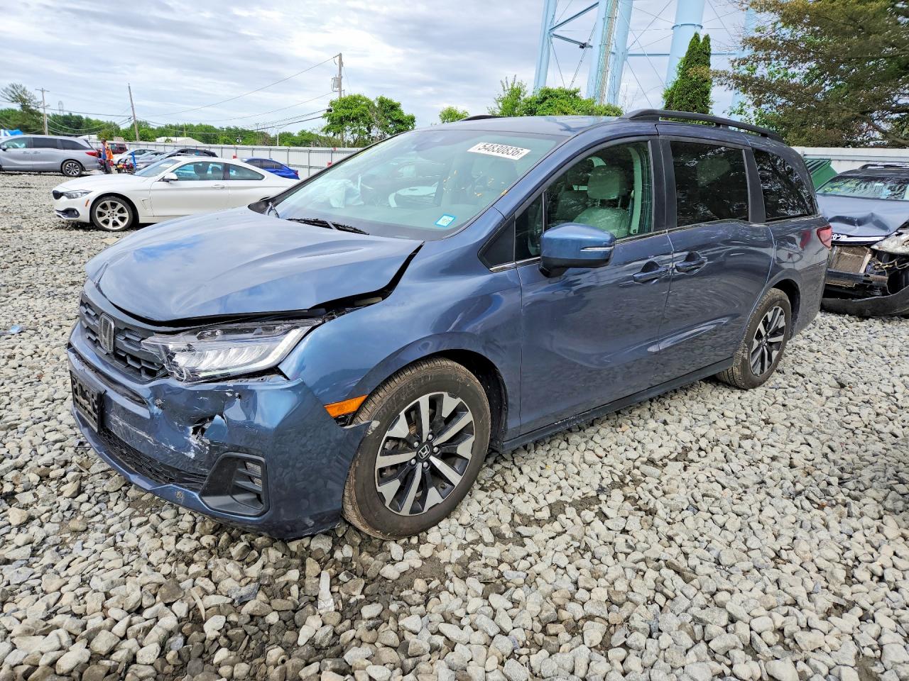 Salvage Honda Odyssey Image