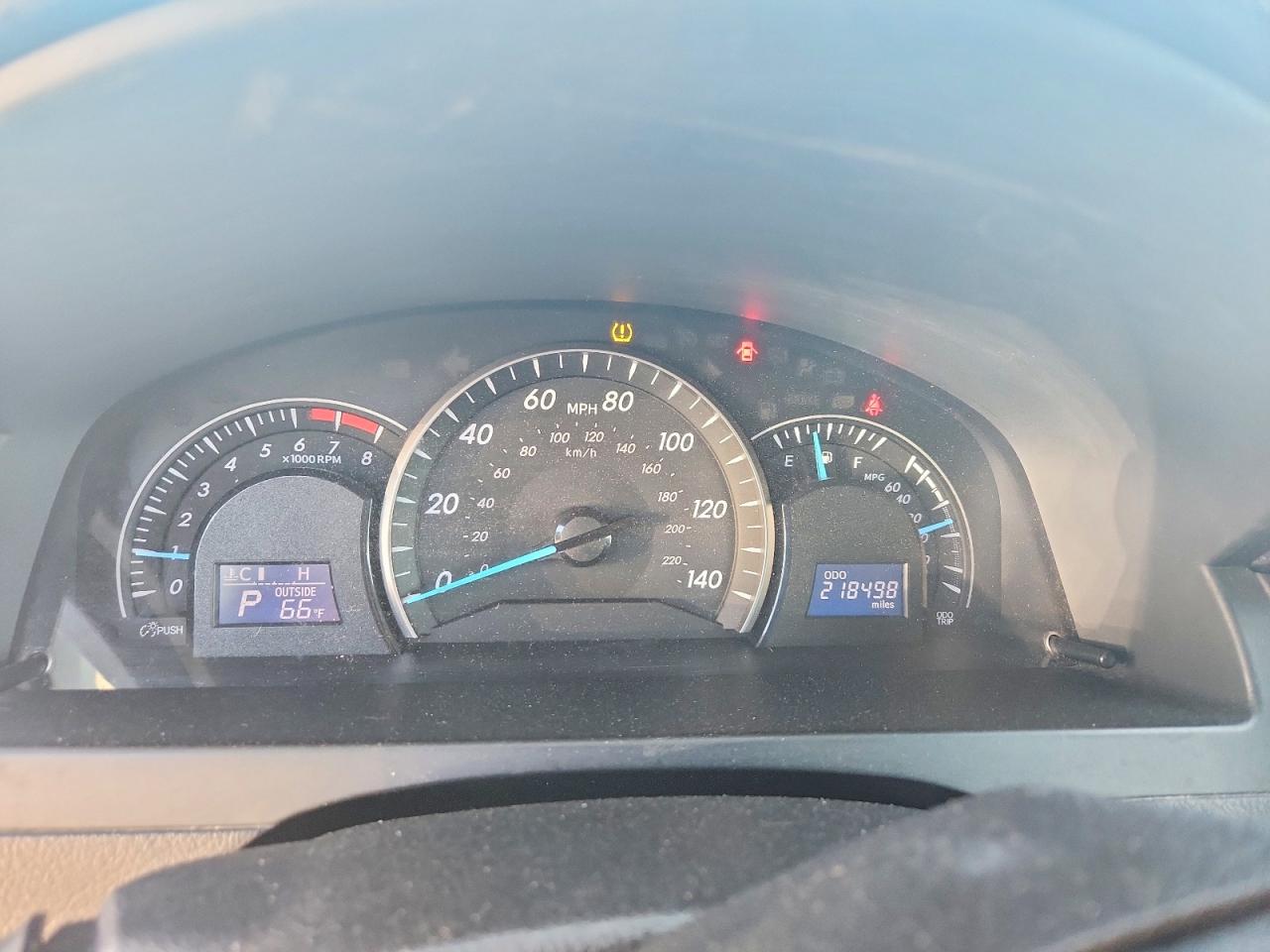 Toyota Camry Le