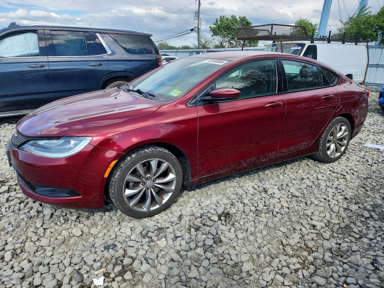 Salvage Chrysler 200 Image