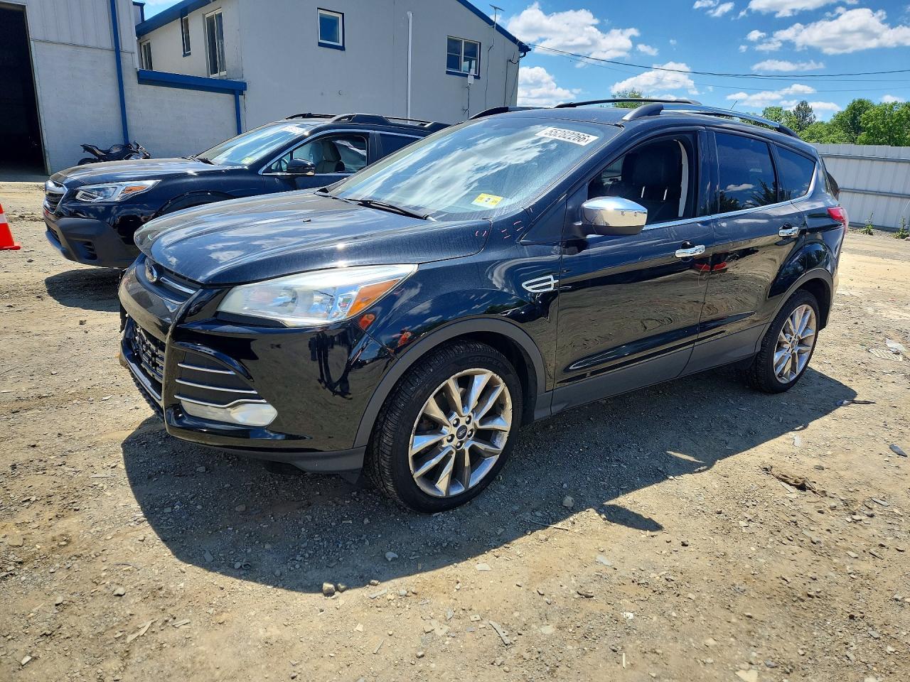 Salvage Ford Escape Image