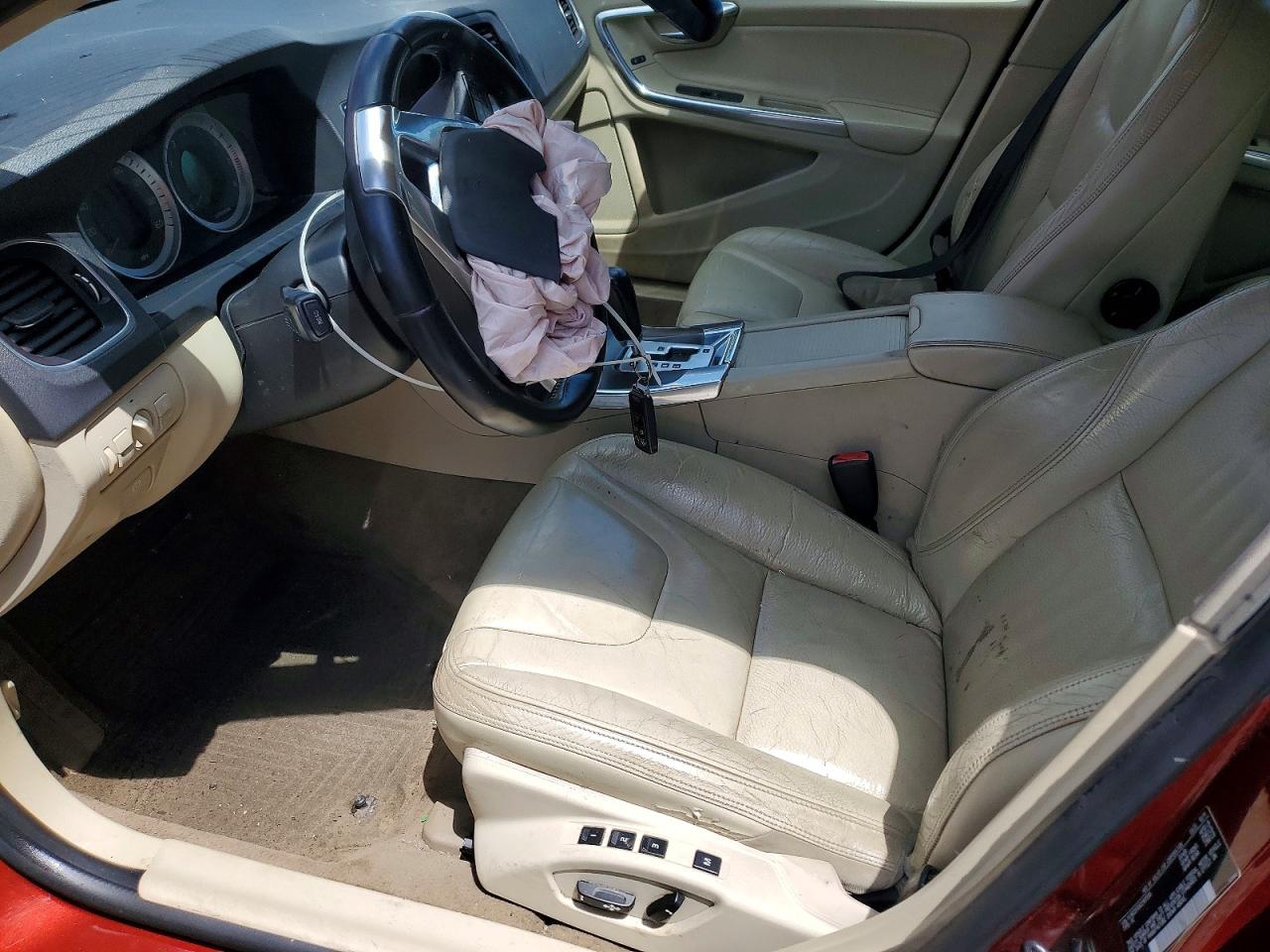 Volvo S60 T5