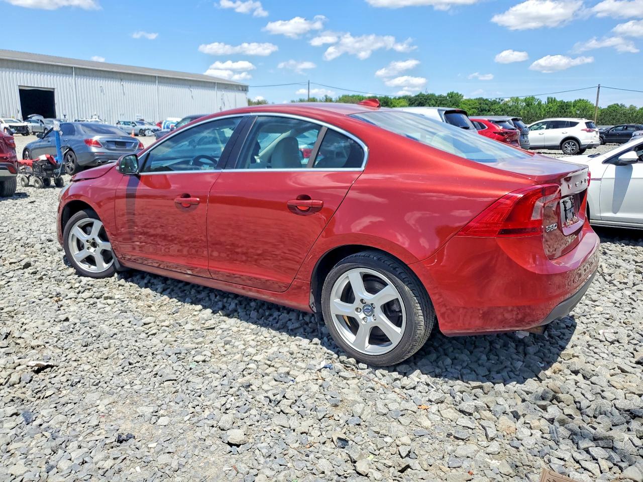 Volvo S60 T5