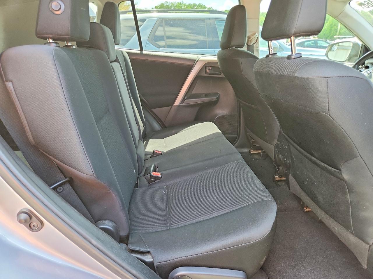 Toyota RAV4 Le