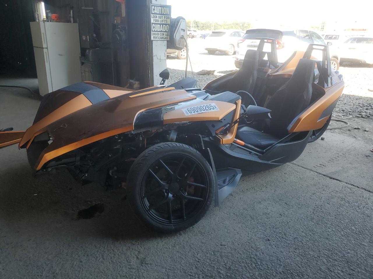 Salvage Polaris Slingshot Image