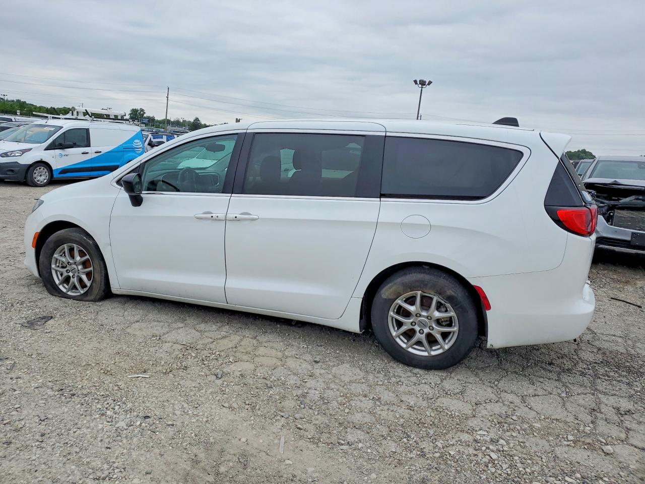 Chrysler Minivan Lx