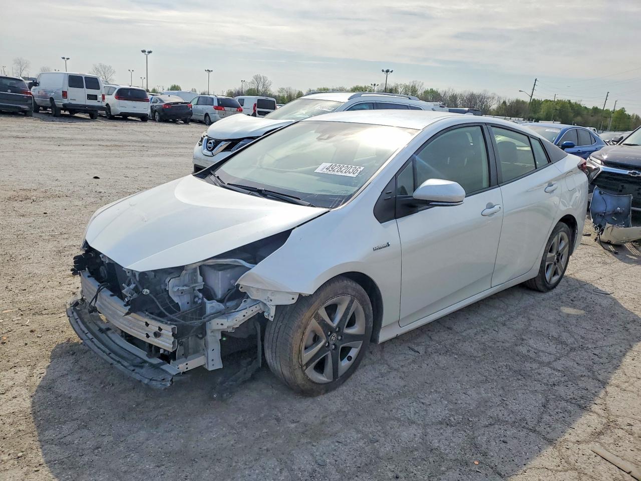 Salvage Toyota Prius Image