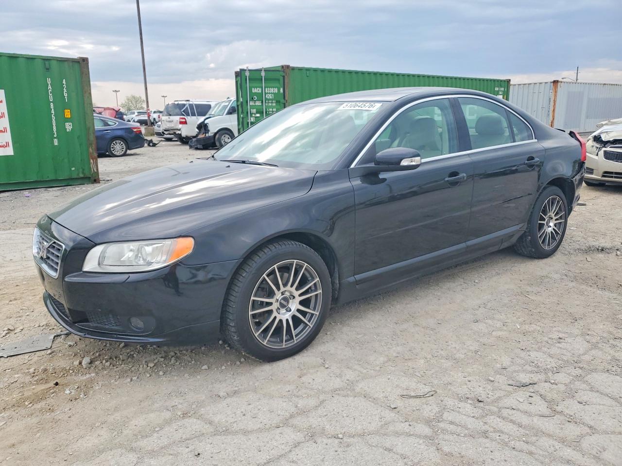 Salvage Volvo S80 Image