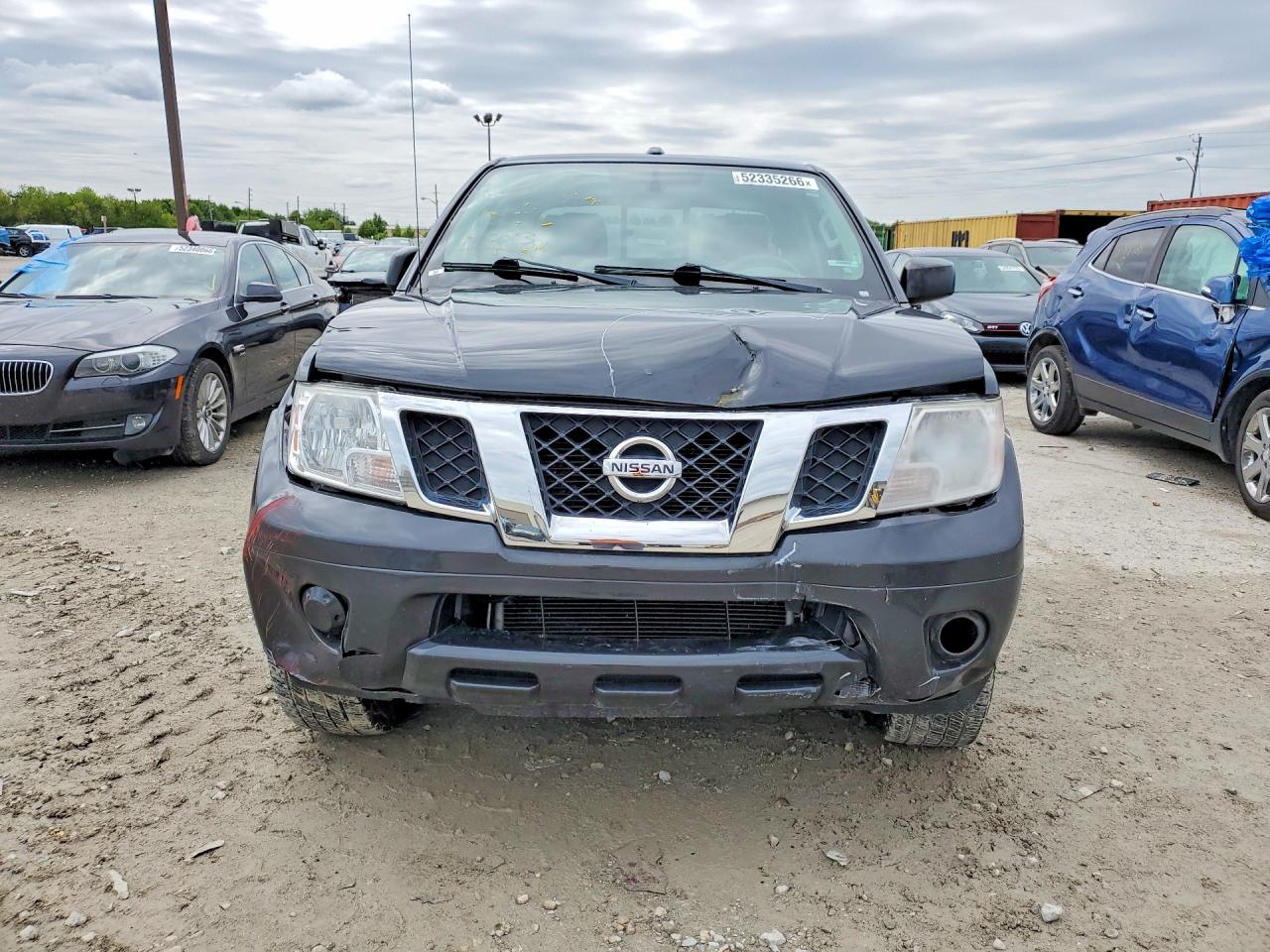 Nissan Frontier Sv