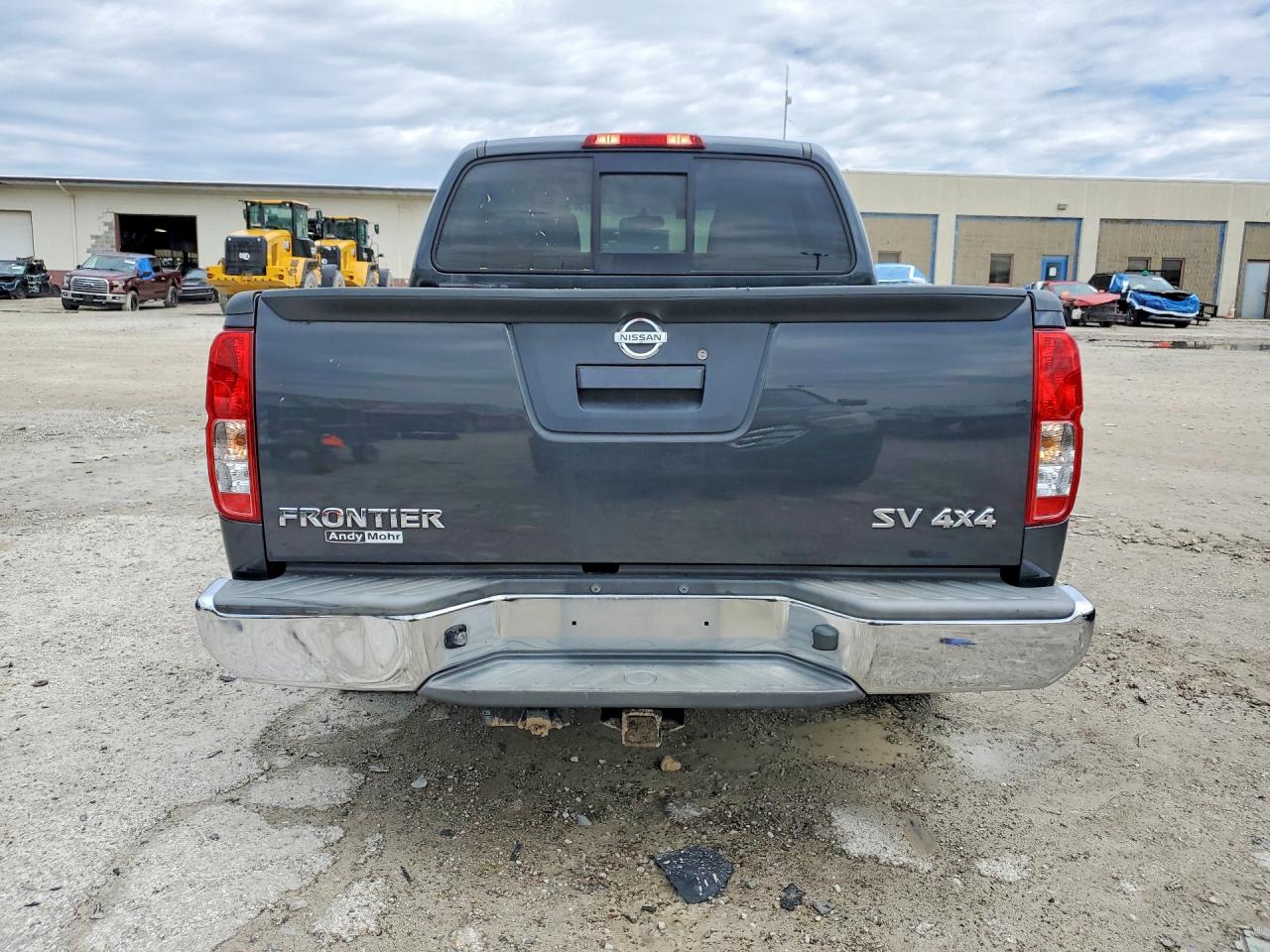 Nissan Frontier Sv