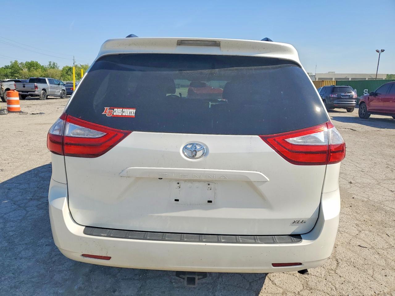 Toyota Sienna Xle 8-passenger