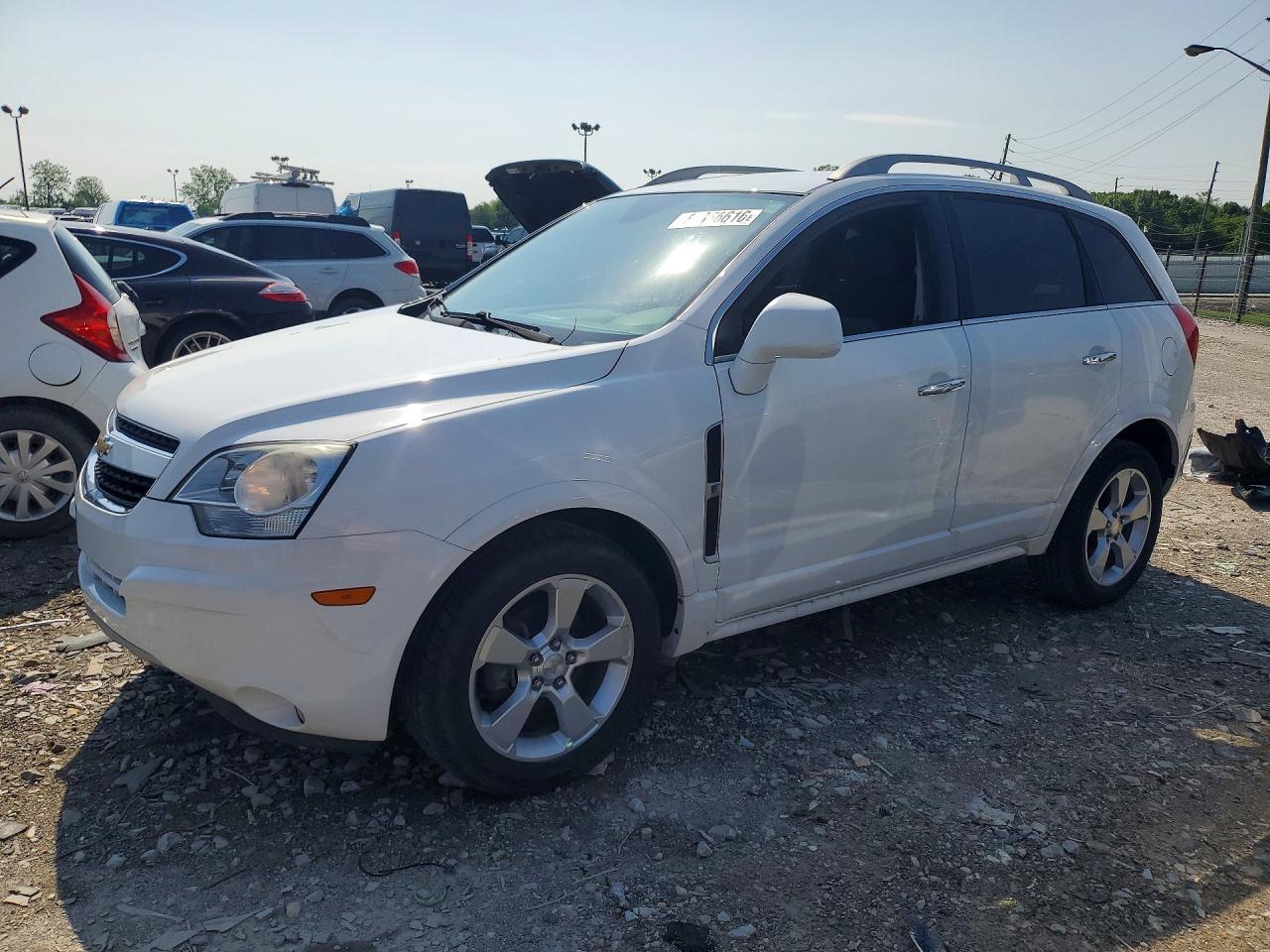 Salvage Chevrolet Captiva Image