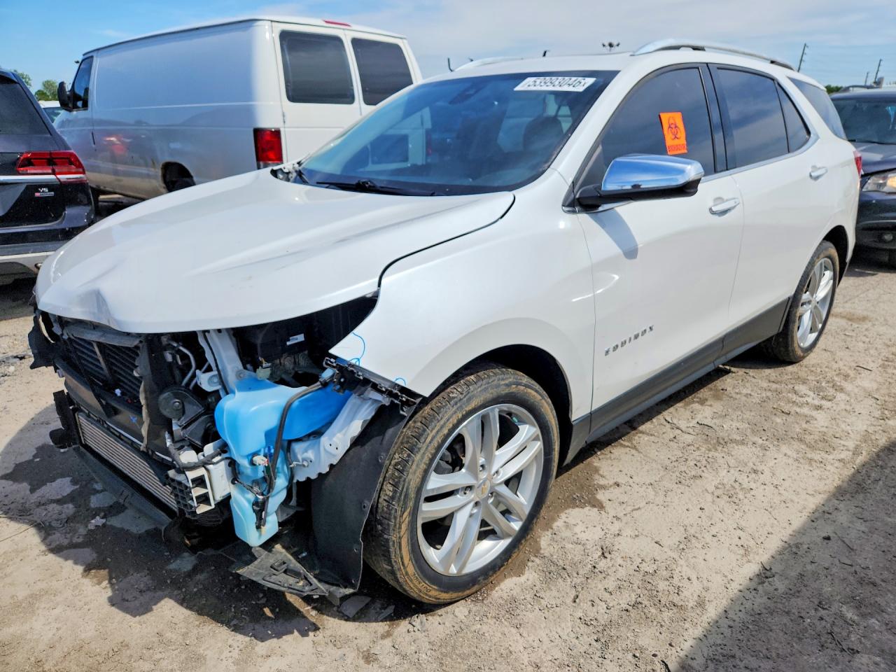 Salvage Chevrolet Equinox Image
