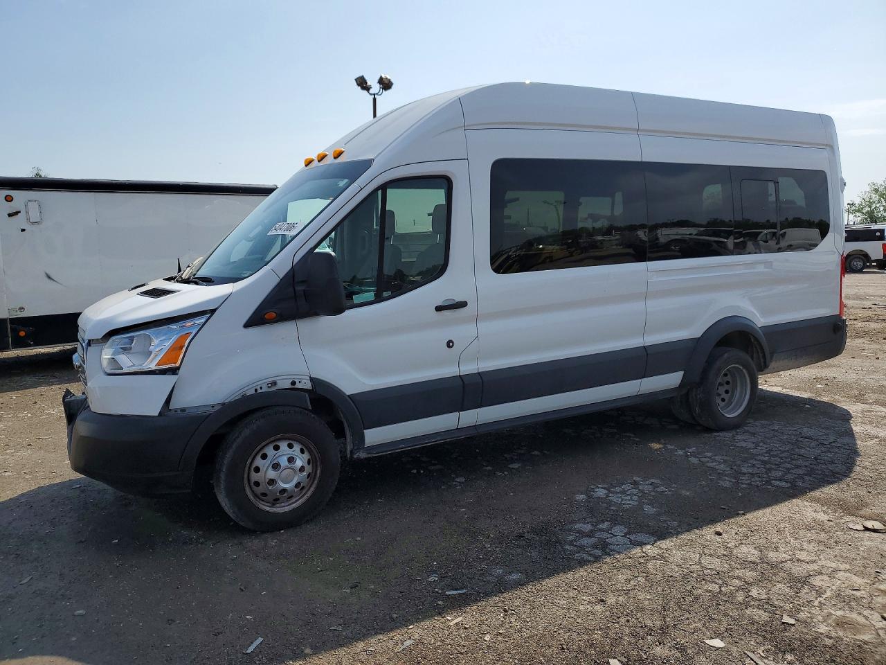 Salvage Ford Transit Image