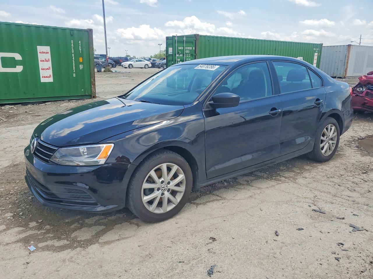Salvage Volkswagen Jetta Image