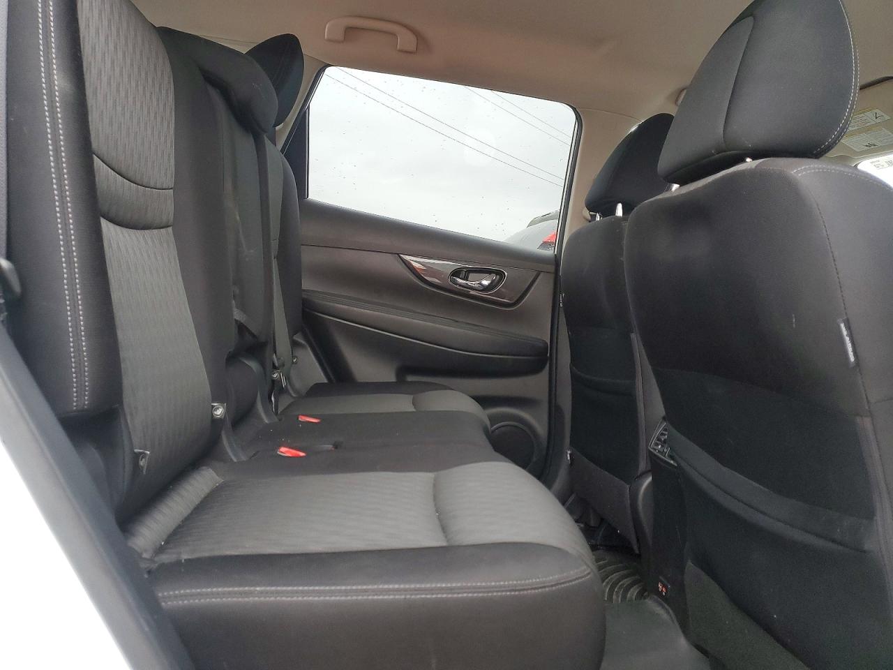 Nissan Rogue Sv