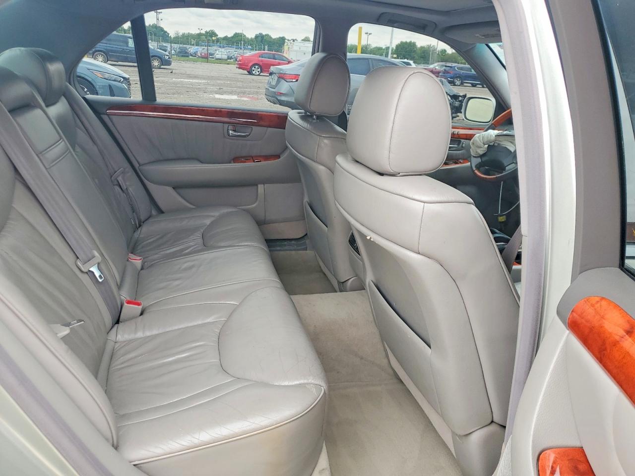 Lexus LS 430