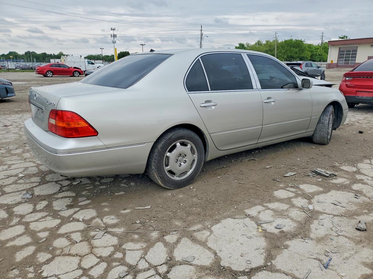 Lexus LS 430