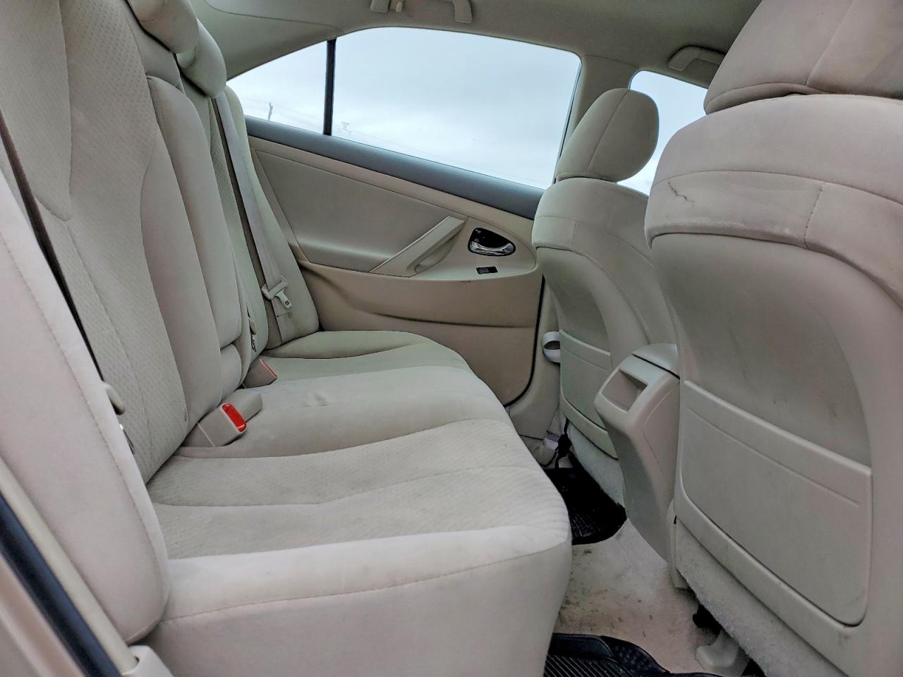 Toyota Camry Base