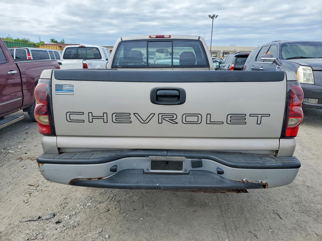 Chevrolet Silverado C1500
