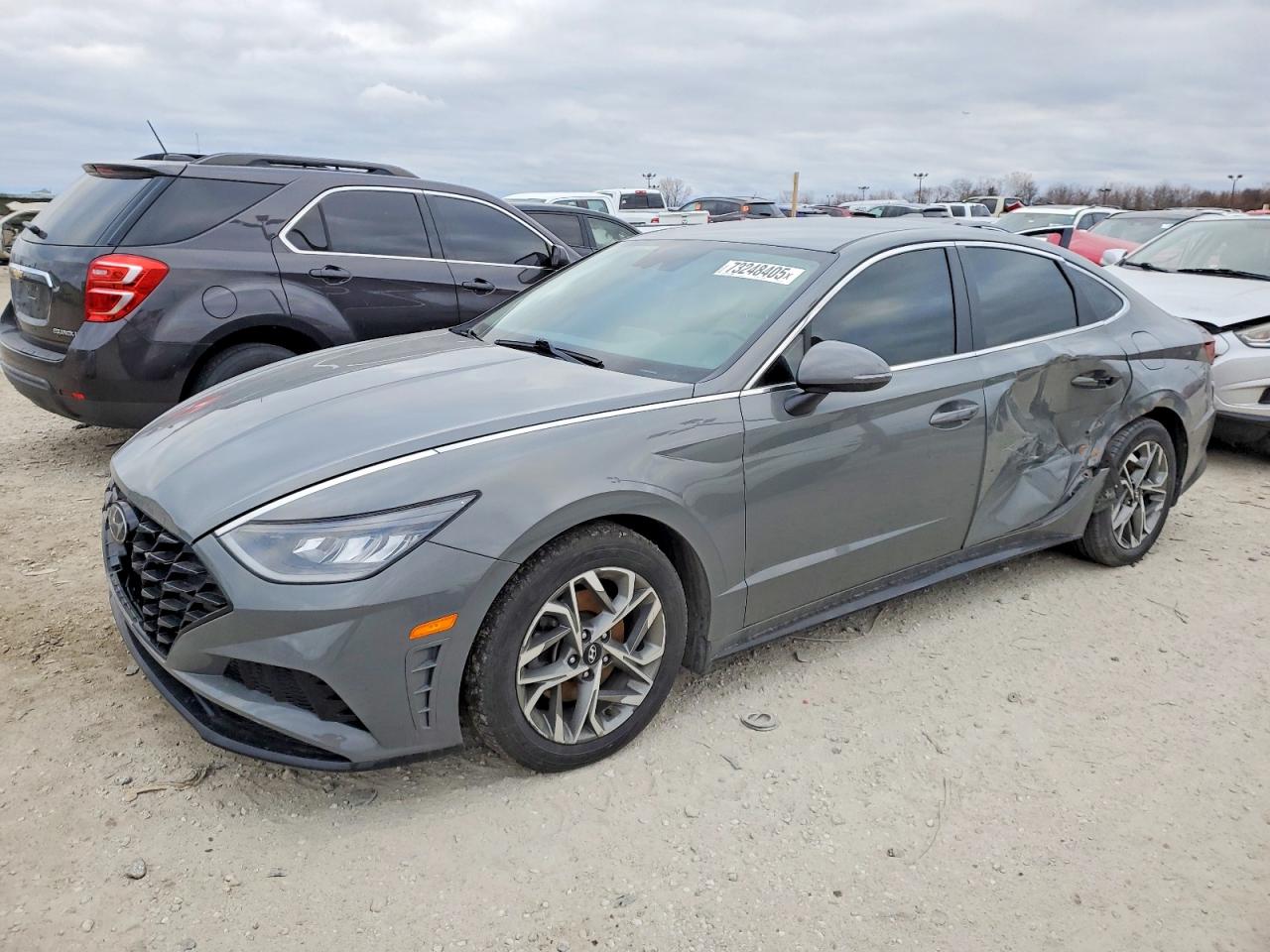 Salvage Hyundai SONATA Image