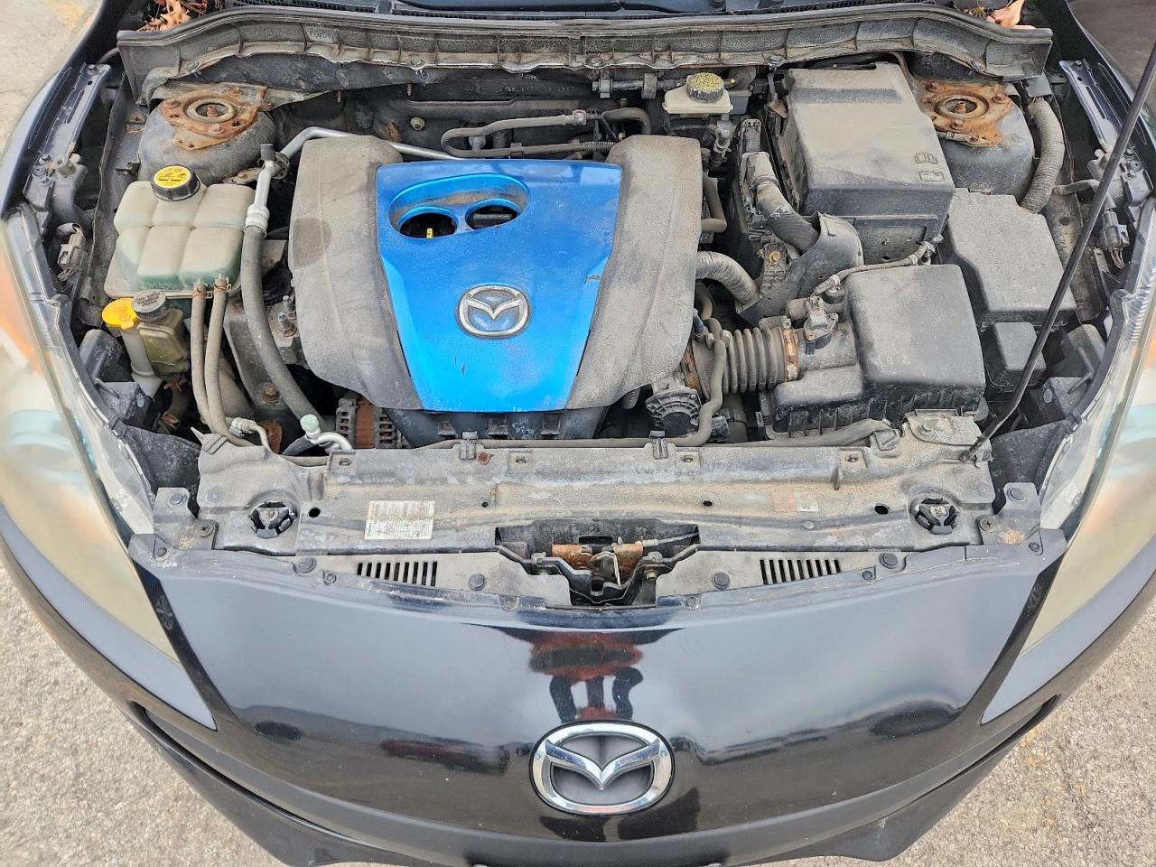 Mazda 3 I