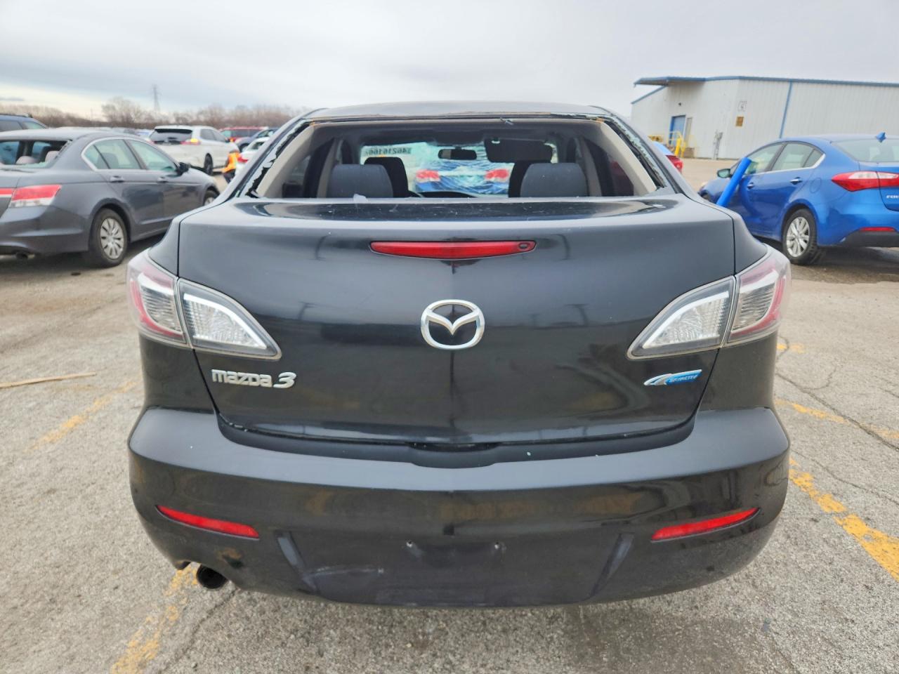 Mazda 3 I
