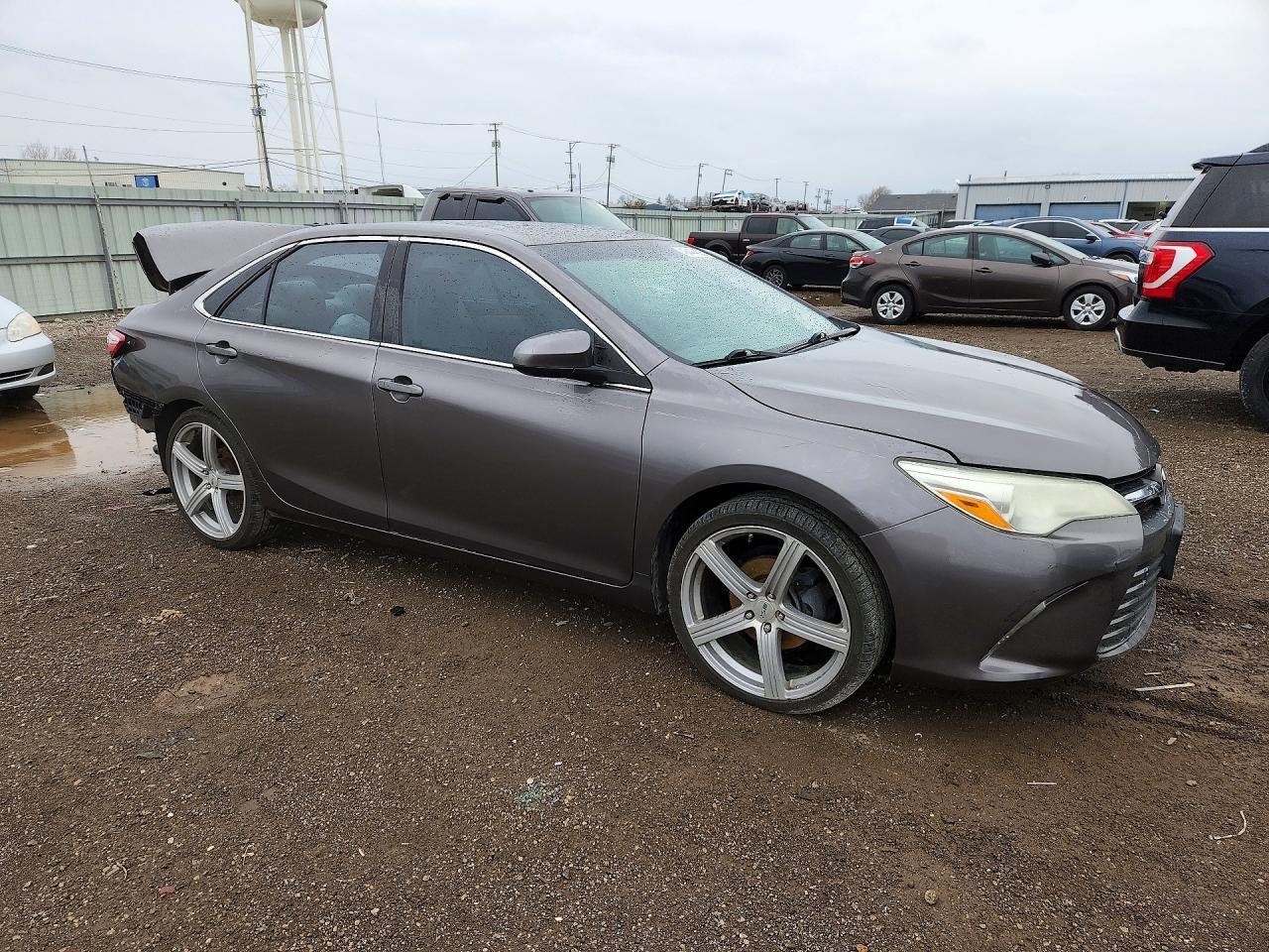 Toyota Camry Le