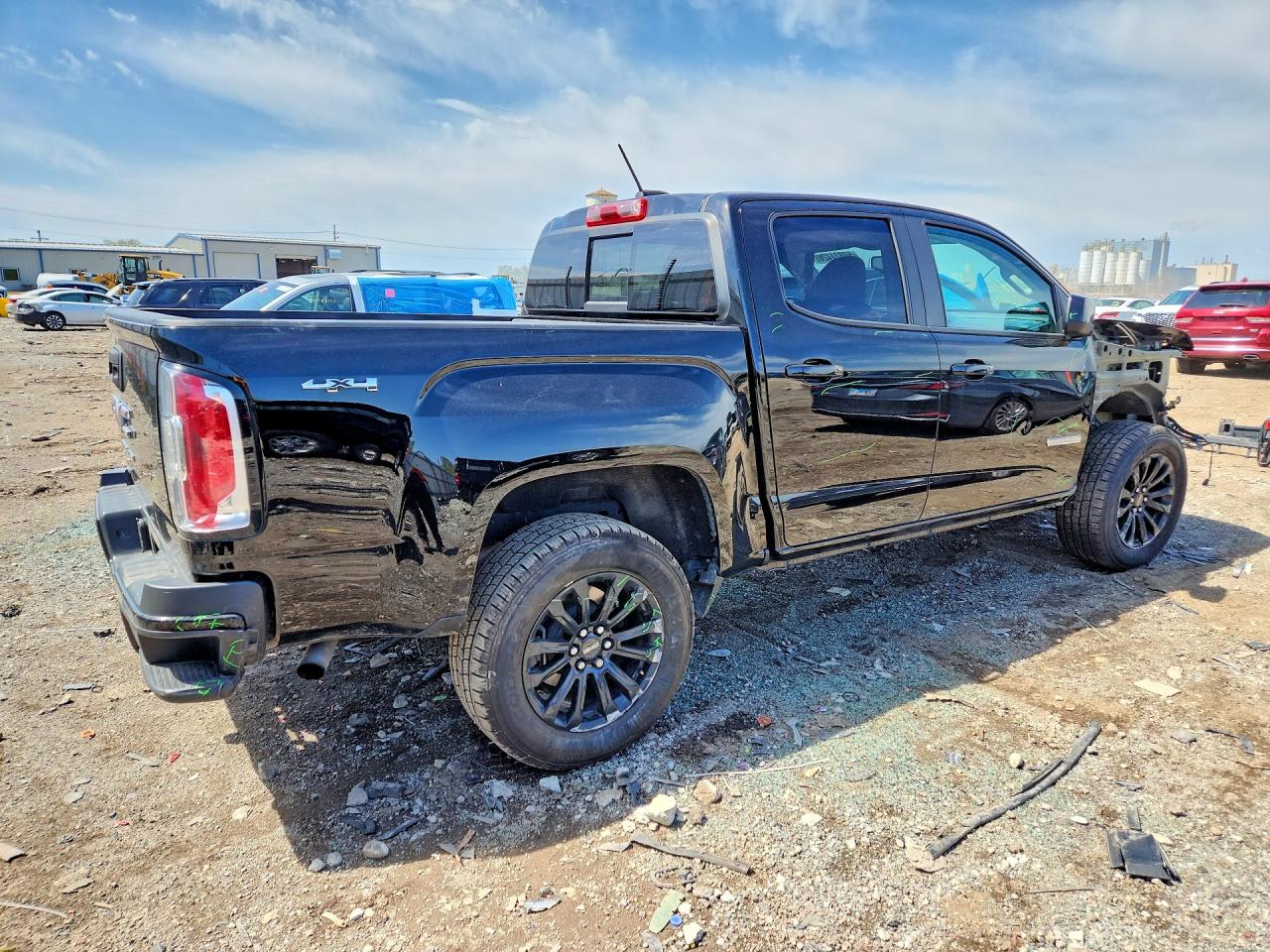 GMC Canyon Elevation