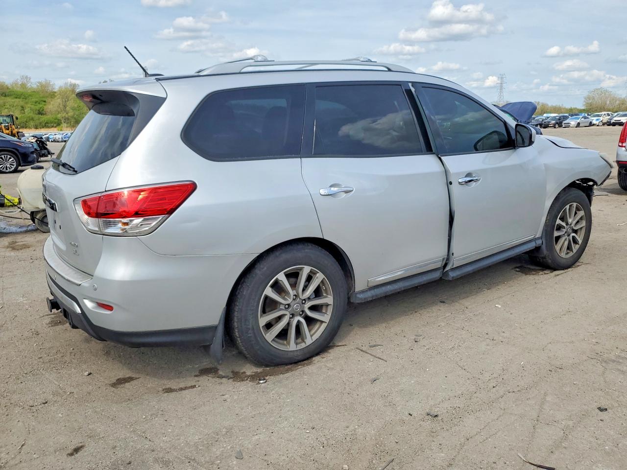 Nissan Pathfinder Sl