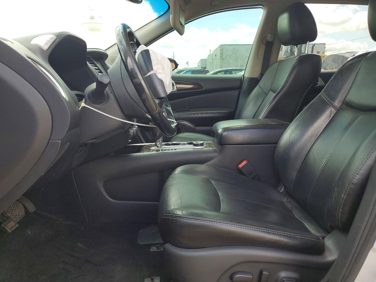 Nissan Pathfinder Sl