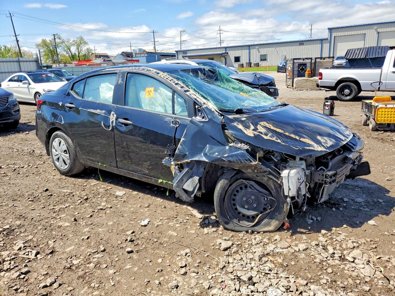 Nissan Versa S